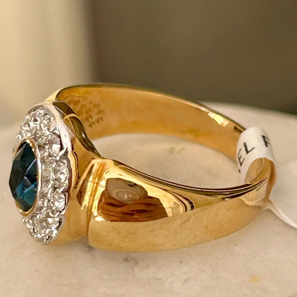 Swarovski Crystals 18K Gold Plated Designer Ring